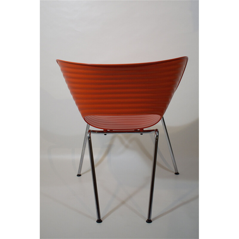 Fauteuil vintage Tom Vac rouge orange de Ron Arad par Vitra