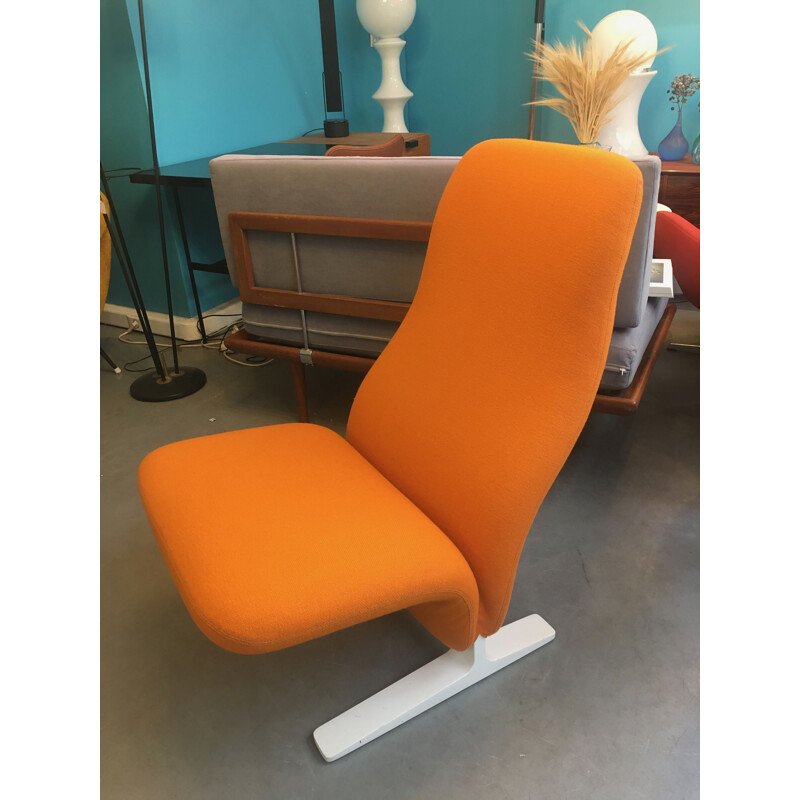 Vintage Concorde armchair by Pierre Paulin