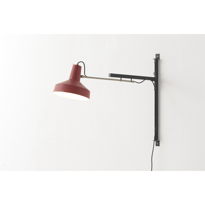 Versatile vintage telescopic wall lamp with red shade by Niek Hiemstra, Netherlands 1960