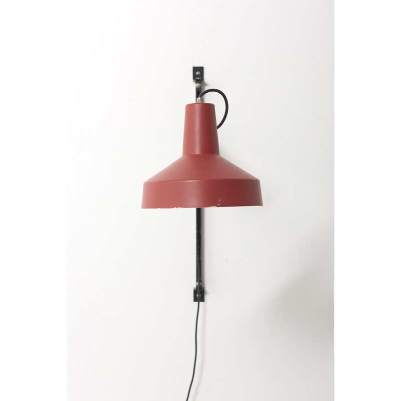 Veelzijdige vintage telescopische wandlamp met rode kap van Niek Hiemstra, Nederland 1960
