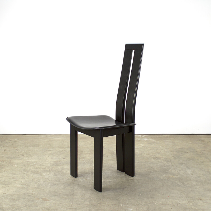 Suite de 4 chaises en bois et cuir, Pietro COSTANTINI - 1970