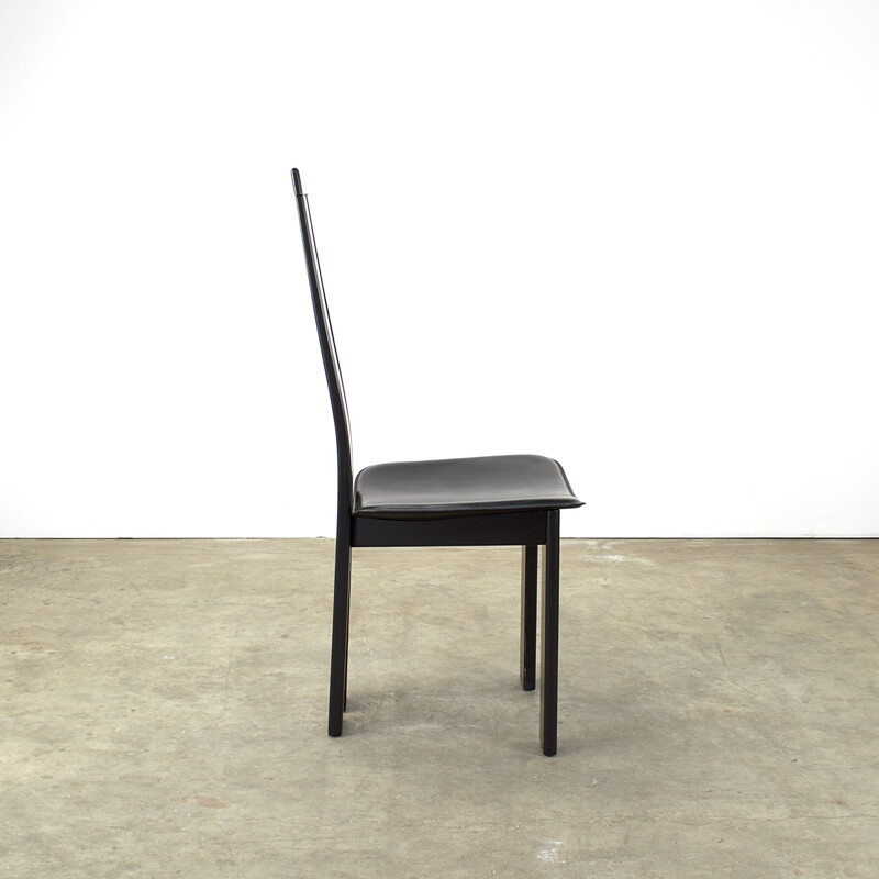 Suite de 4 chaises en bois et cuir, Pietro COSTANTINI - 1970