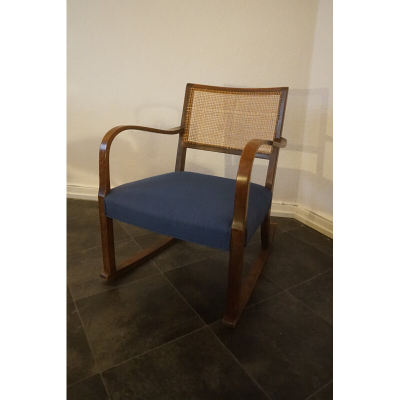 Vintage rocking chair model 1418 by Fritz Hansen 1930