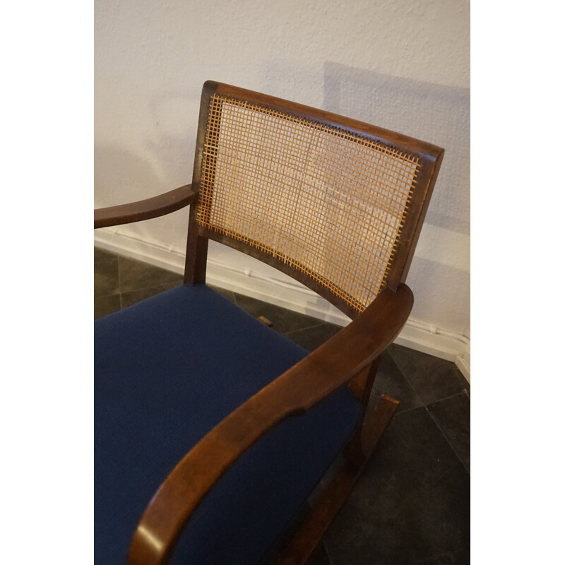 Vintage rocking chair model 1418 by Fritz Hansen 1930