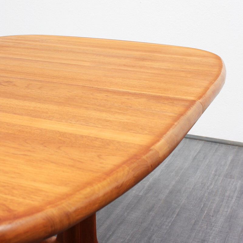 Scandinavian dining table, Manufacturer Dyrlund - 1960s