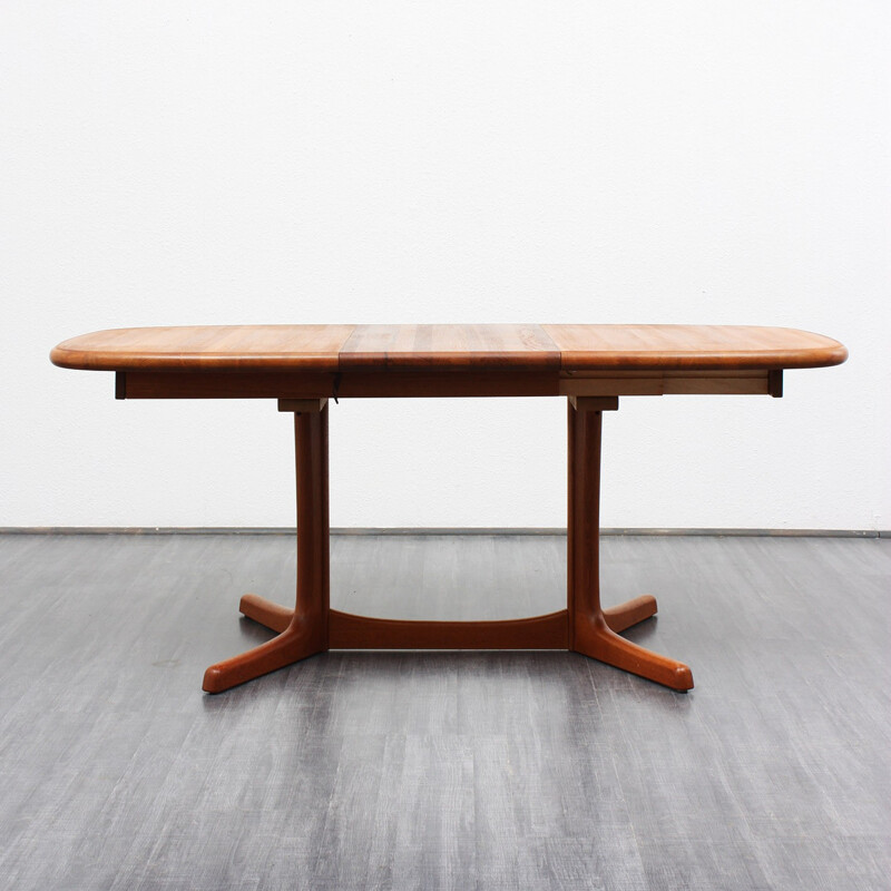 Scandinavian dining table, Manufacturer Dyrlund - 1960s