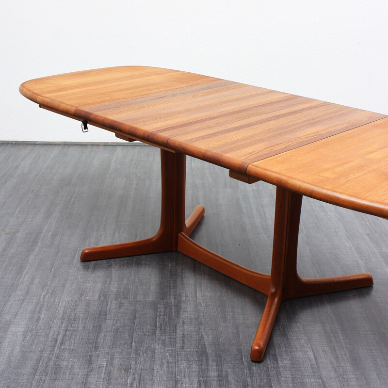 Scandinavian dining table, Manufacturer Dyrlund - 1960s