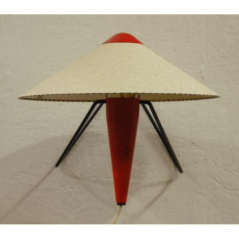 Paire de lampes de table Okolo en parchemin et métal rouge, Helena FRANTOVÁ - 1950