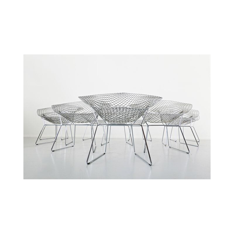 Vintage Diamond Chair By Harry Bertoia For Knoll International