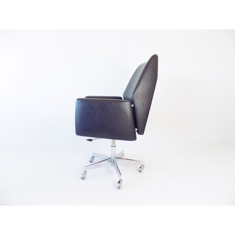 Vintage Mauser office armchair black 1960s