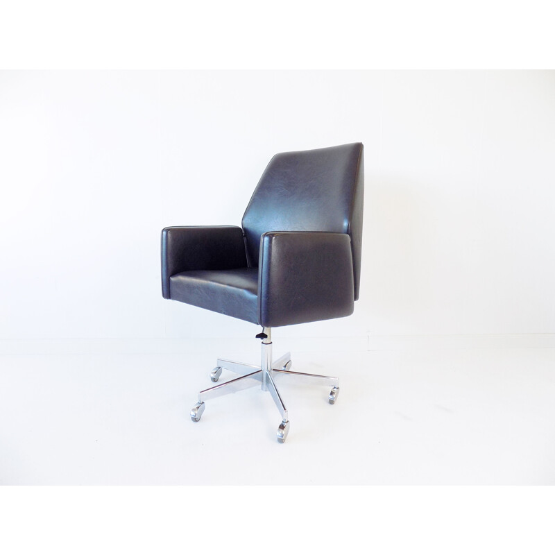 Vintage Mauser office armchair black 1960s