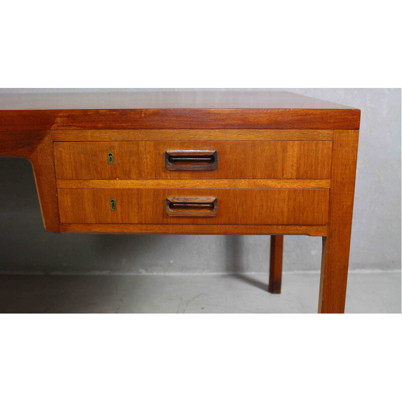 Vintage Mahogany desk by Ejnar Larsen and Aksel Bender Madsen for Willy Beck 1950s