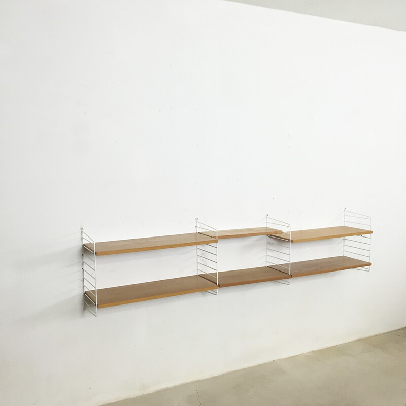 Scandinavian mid-century shelves in elm and white metal, Nisse STRINNING - 1960s