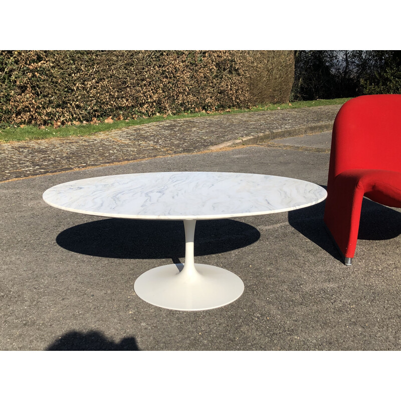 Vintage tulip coffee table Eero Saarinen knoll edition