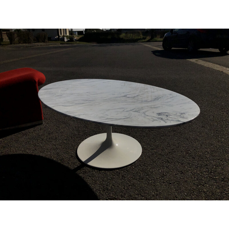 Vintage tulip coffee table Eero Saarinen knoll edition