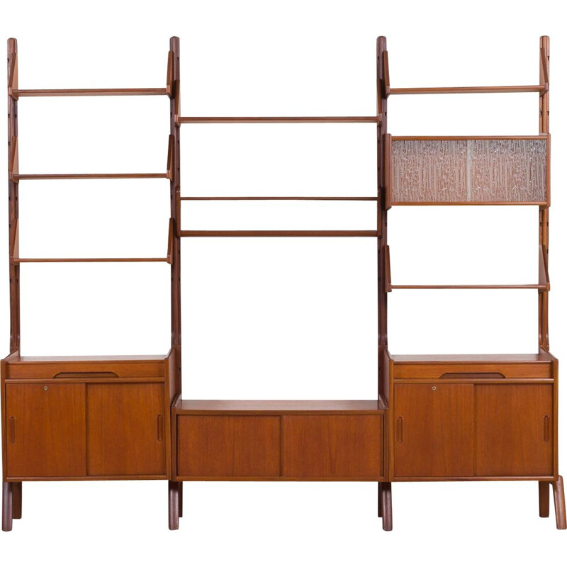 Vintage 3 bay wall unit in teak with 4 cabinets and 6 shelves, Scandinavian 1960s