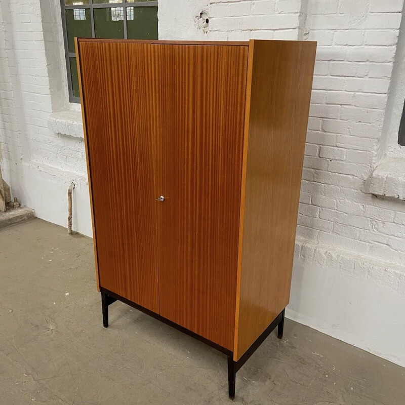 Armoire vintage de Frantisek Mezulanik et UP Zavody 1960