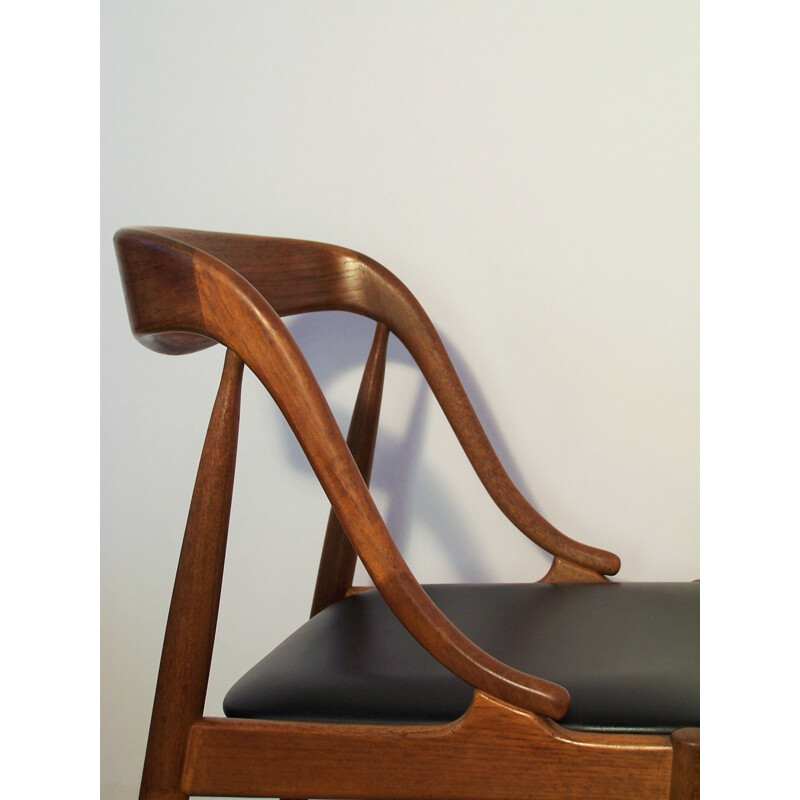 Set of 4 Uldum Mobelfabrik chairs in teak and black leatherette, Johannes ANDERSEN - 1960s