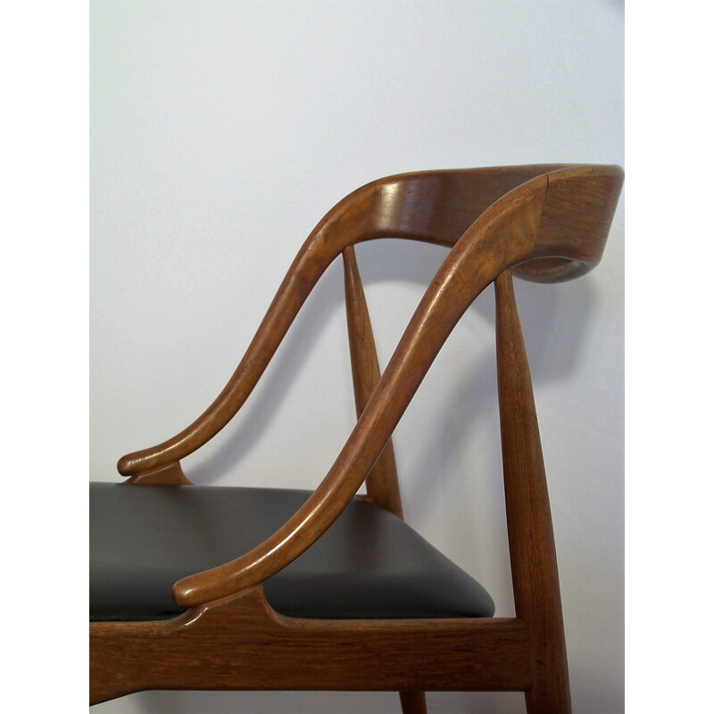 Set of 4 Uldum Mobelfabrik chairs in teak and black leatherette, Johannes ANDERSEN - 1960s