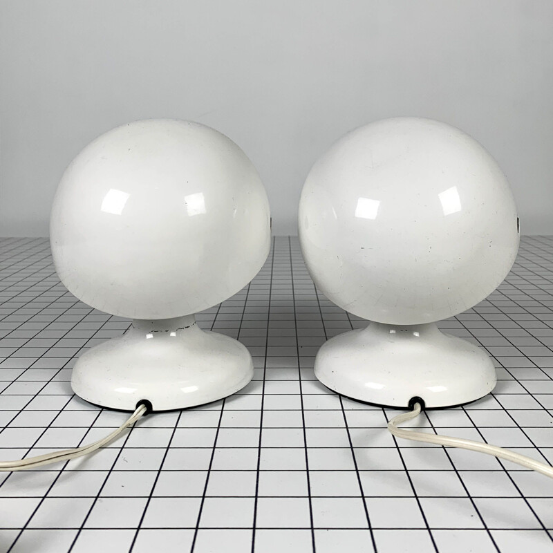 Pair of vintage White Jucker 147 Table Lamps by Tobia & Afra Scarpa for Flos, 1960s