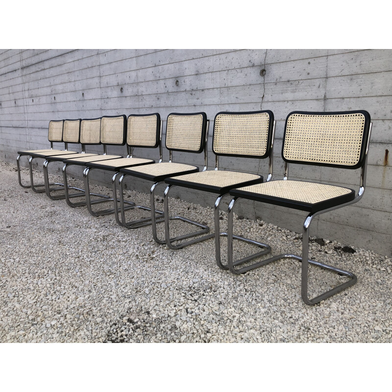 Set of 4 Vintage b32 Marcel Breuer Chairs Black