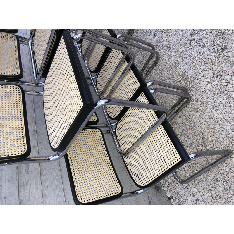 Set of 4 Vintage b32 Marcel Breuer Chairs Black