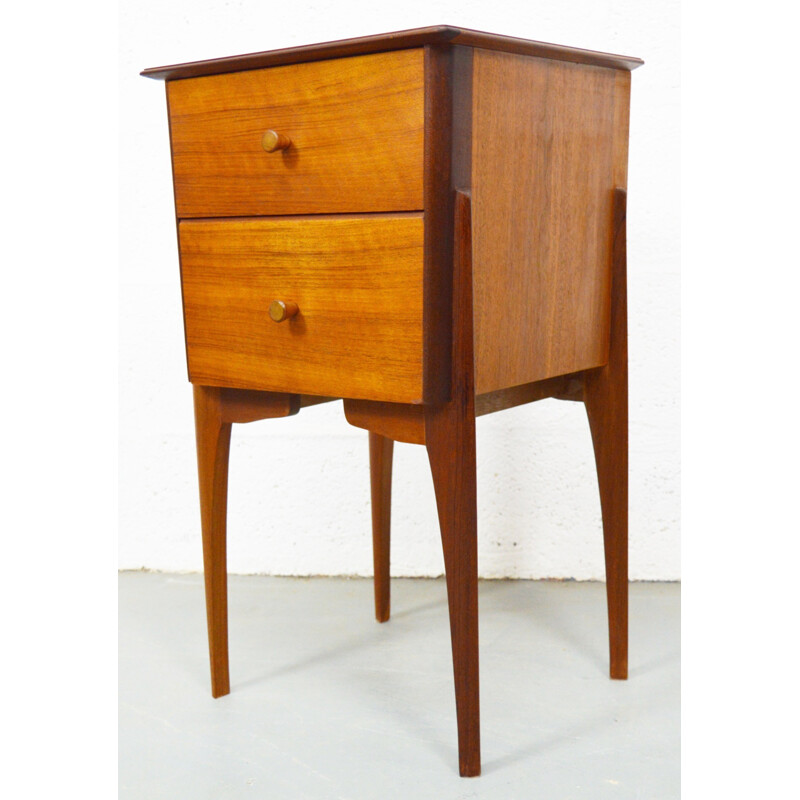 Mid-century side table in walnut - 1960s