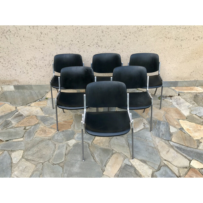 Suite of 6 vintage chairs by Giancarlo Piretti for Castelli, Italy 1960