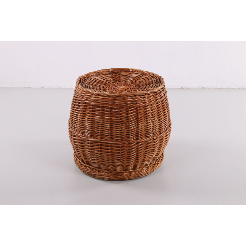 Large vintage wicker basket