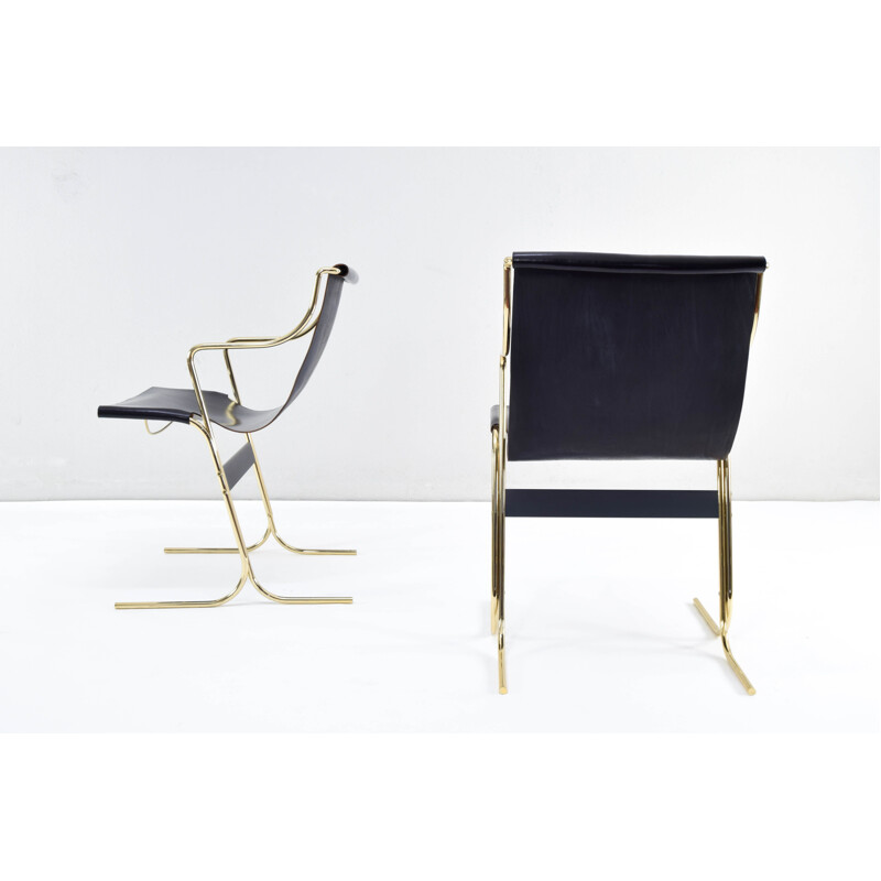 Par de cadeiras Cigno vintage em couro e latão de Ross Littell e Kelly em Pádua, Itália
