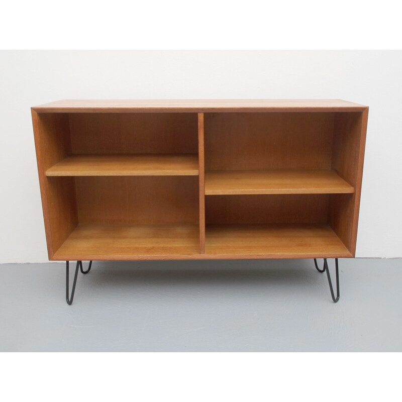 Vintage bookcase in oak with hairpin legs 1960s