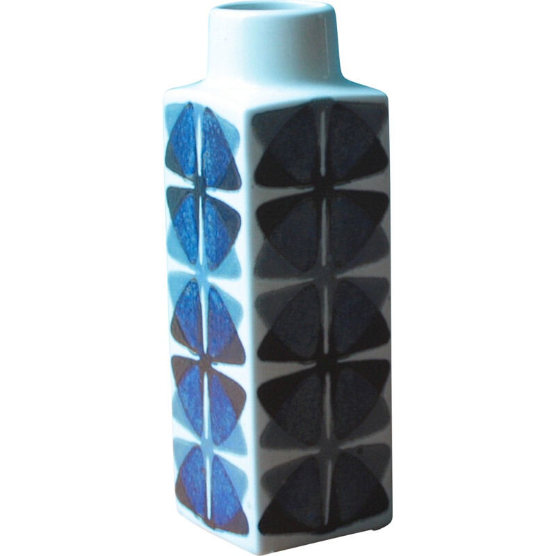 Mid-century square Royal Copenhagen vase in white ceramic with blue patterns, Ellen MALMER - 1960s