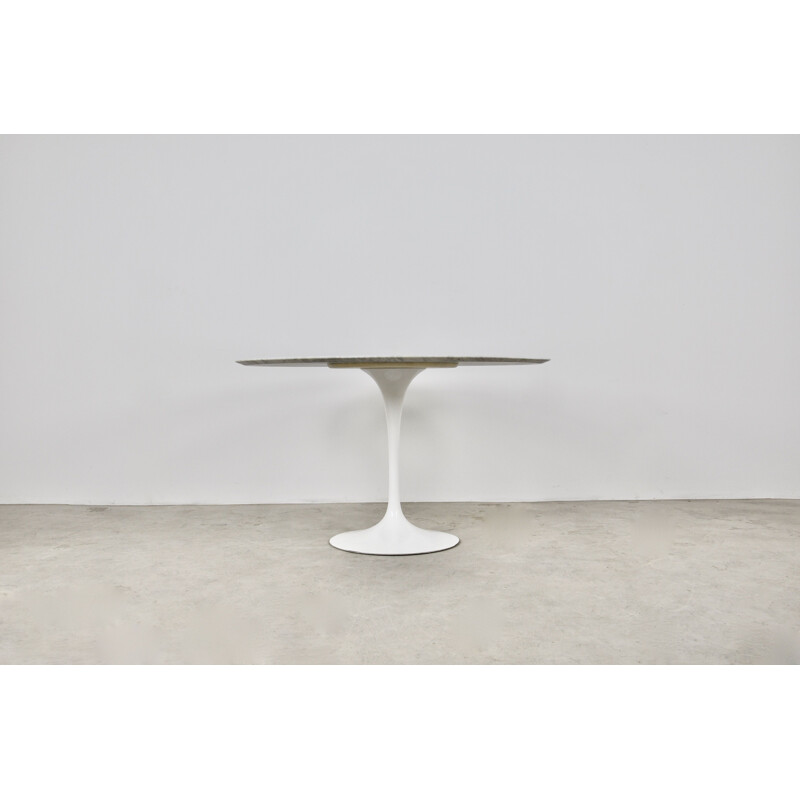 Vintage Dinning table by Eero Saarinen for Knoll International 1960s