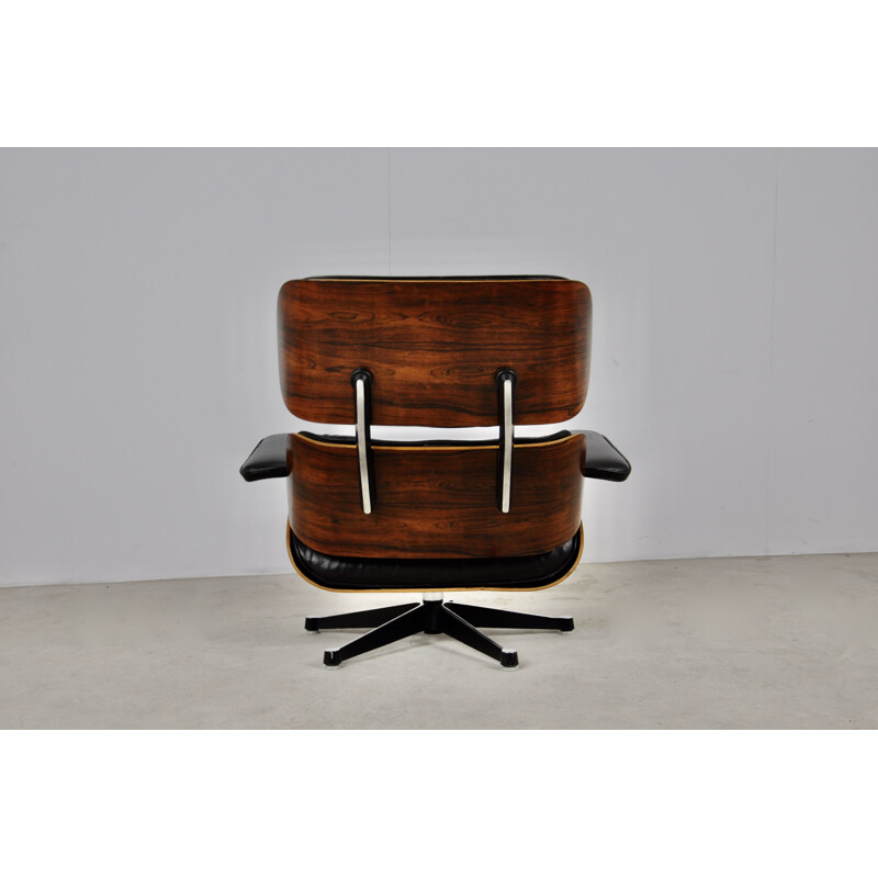 Vintage Lounge Chair by Charles & Ray Eames for Herman Miller 1970s