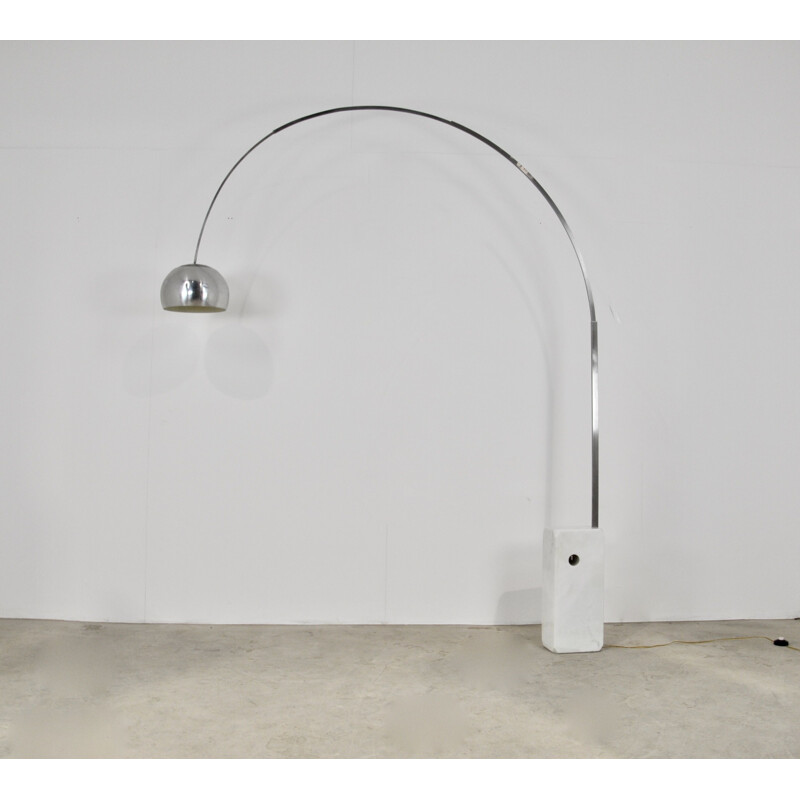 Lámpara de pie Arco vintage de Achille Castiglioni para Flo, italiano