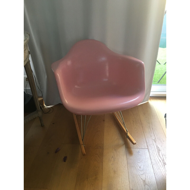 Vintage Rocking chair pink by Charles Eames 1950s