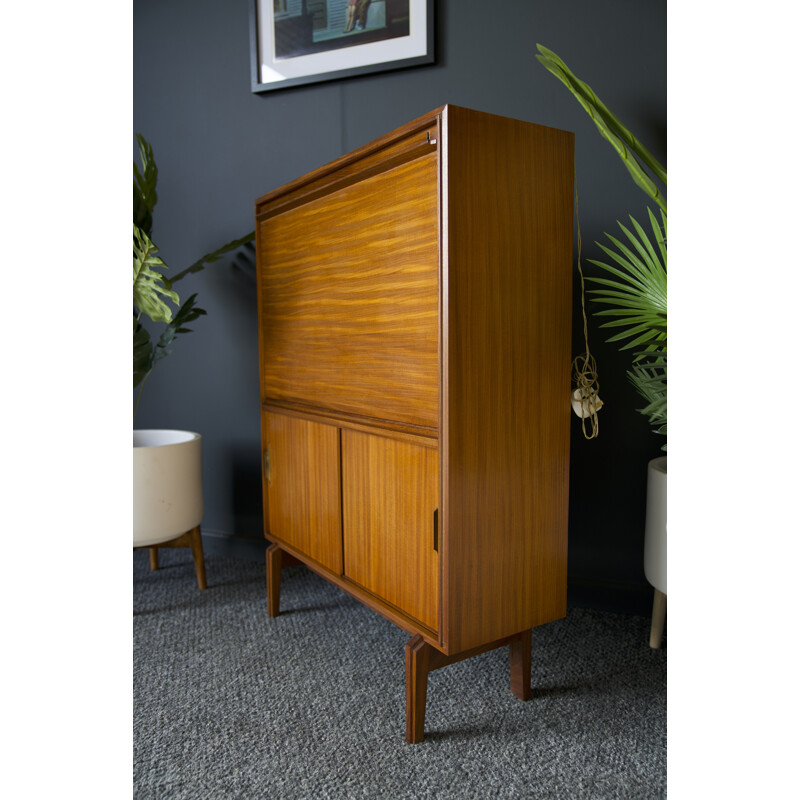 Vintage Beaver & Tapley Multi-Width Unit Drinks Cabinet by Robert Heritage