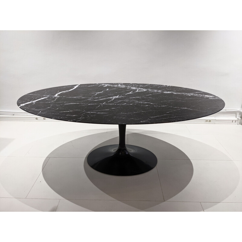 Vintage tulip table in black marquina marble by Eero Saarinen for Knoll