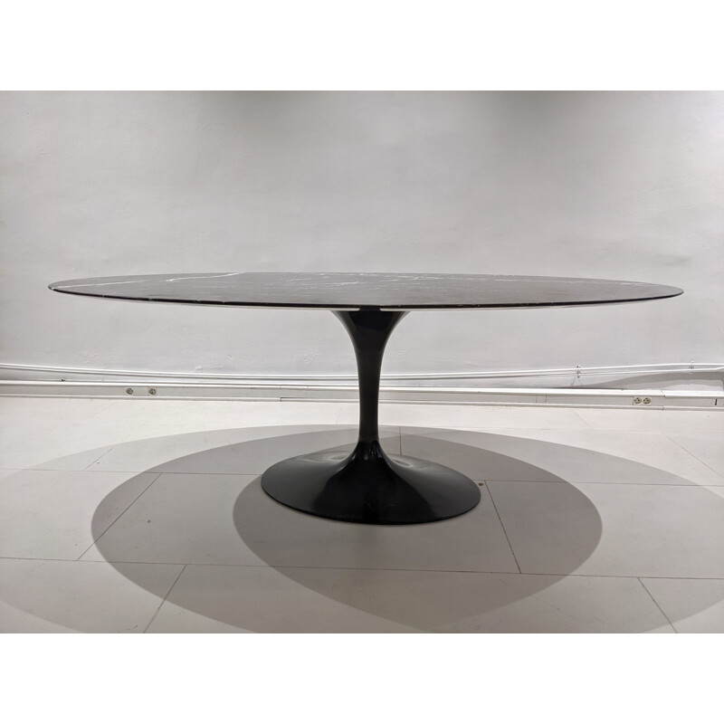 Vintage tulip table in black marquina marble by Eero Saarinen for Knoll