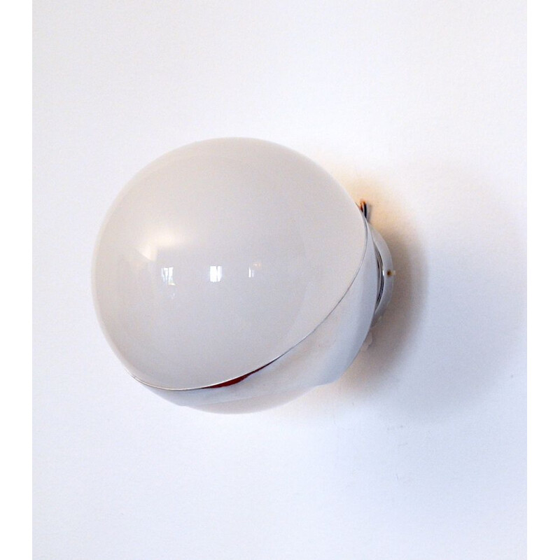 Vintage opaline wall lamp, Italy 1960s