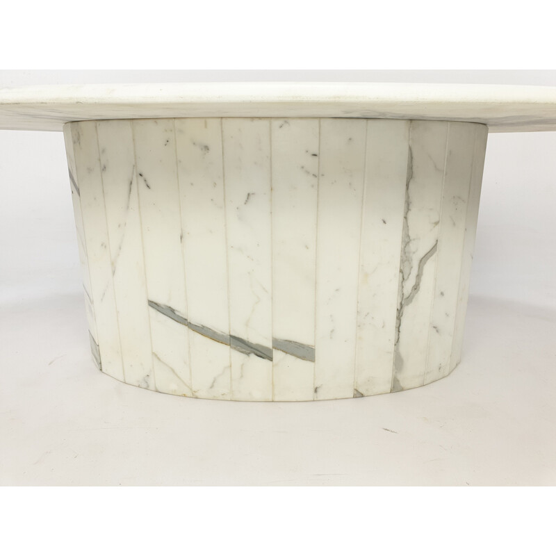 Table basse vintage ovale en marbre, Italien 1980