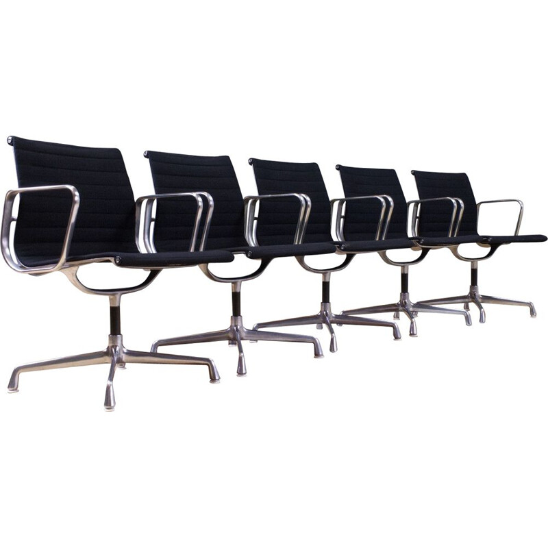 Set of 5 vintage black Eames chairs model EA107 Aluminium by Herman Miller, USA 1970s