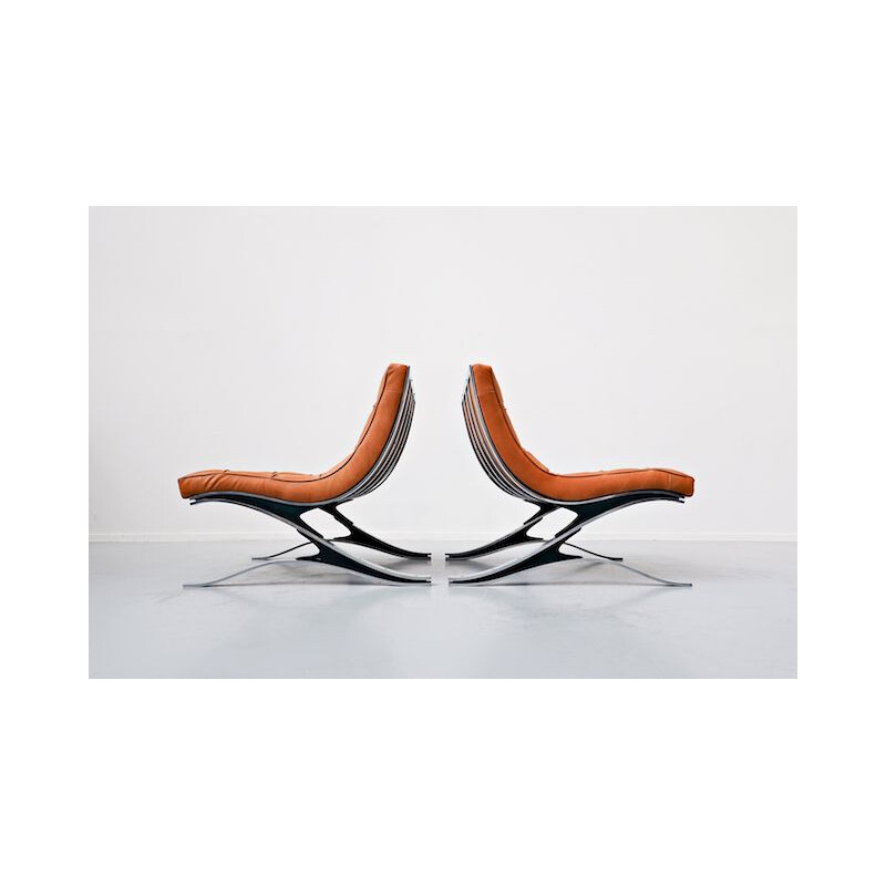 Pair of vintage pizzetti armchairs in steel and leather, Italy 1970
