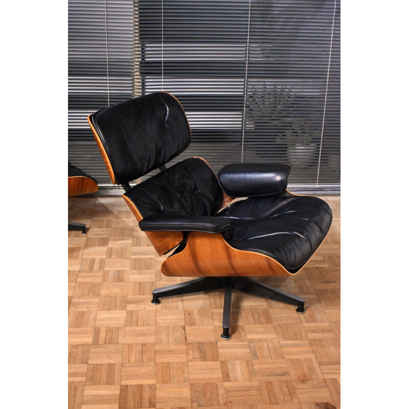 Fauteuil Lounge  & Ottoman Vintage Eames palissandre  pour Herman Miller