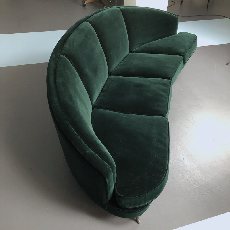Canapé vintage courbé en velours vert de Gio Ponti pour Isa Bergamo, Italie 50