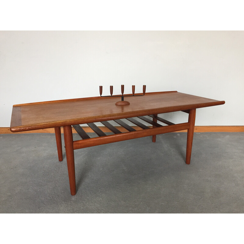 Scandinavian coffee table in teak, Grete JALK - 1960s