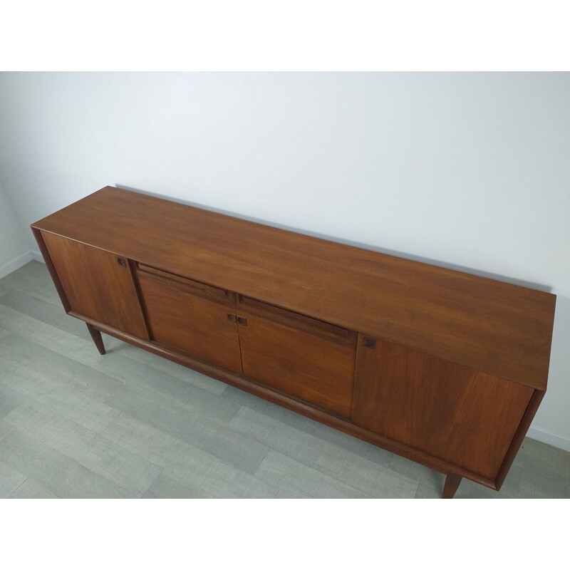 Enfilade vintage en teck par Edvard Valentinsen, Scandinave 1960