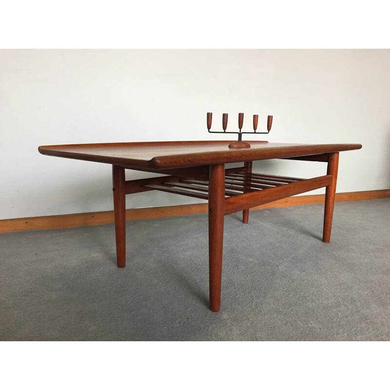 Scandinavian coffee table in teak, Grete JALK - 1960s