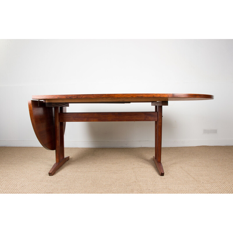 Large vintage oval table in Rio rosewood, Scandinavian 1960s