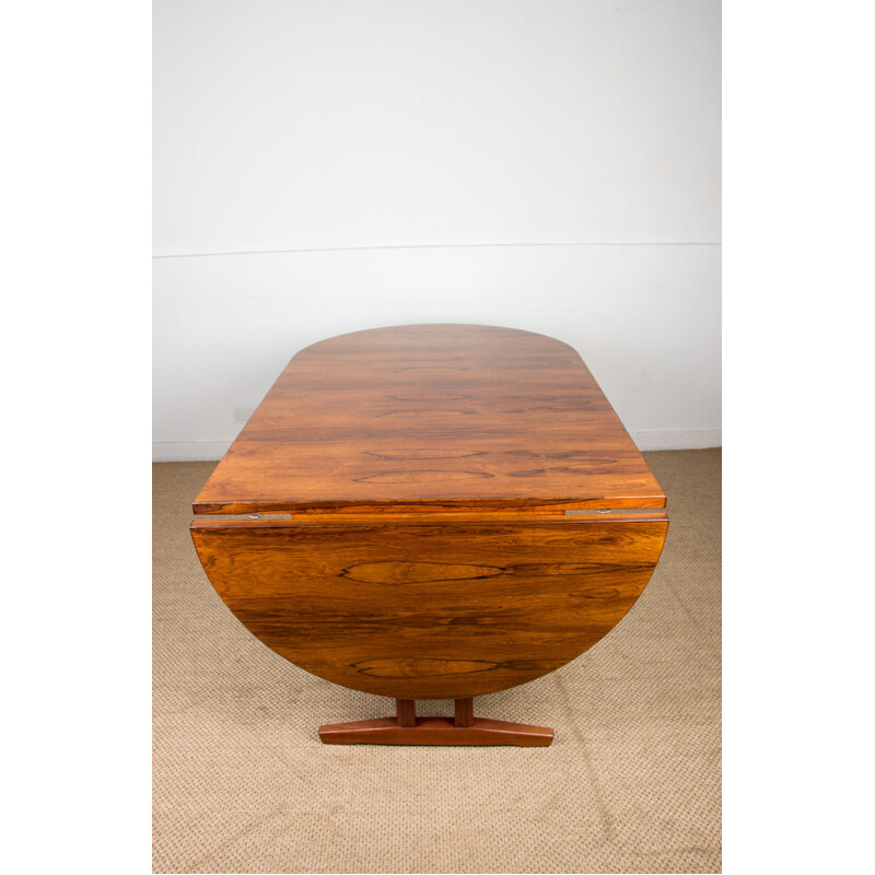 Large vintage oval table in Rio rosewood, Scandinavian 1960s